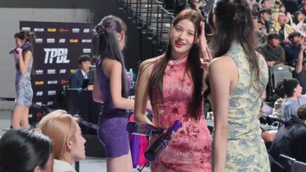 韩国啦啦队女神李艺杉,不愧是人间水蜜桃,长的太好看了!