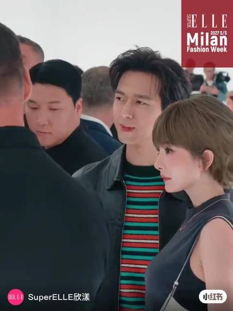 呵 是谁说杨幂只能看正脸的 侧脸也完全洋娃娃好吧