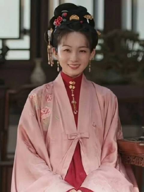 林绣茹代姐踏入侯府高门,凭智谋与韧劲登顶主母之位,亲手撕碎庶女宿命剧本
