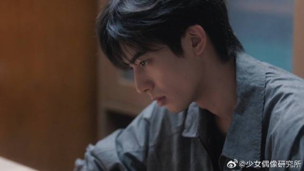 陈异不去派出所治病，一看周叔要告诉苗靖，老婆奴立马认怂