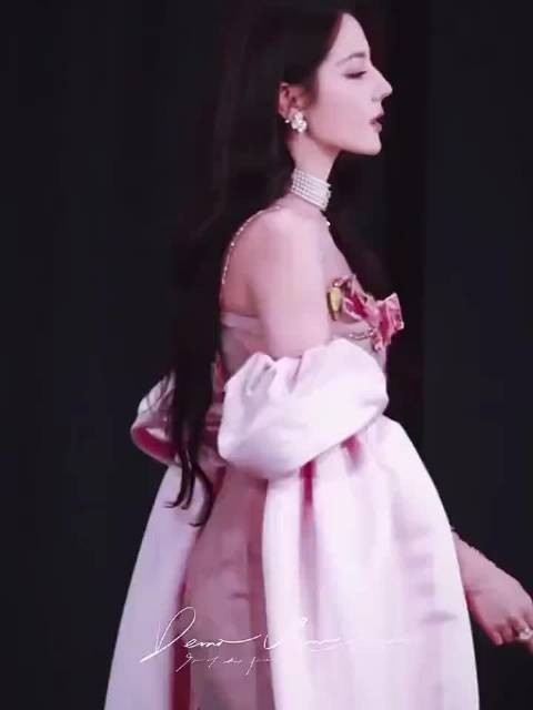 今天是辣️姐#迪丽热巴