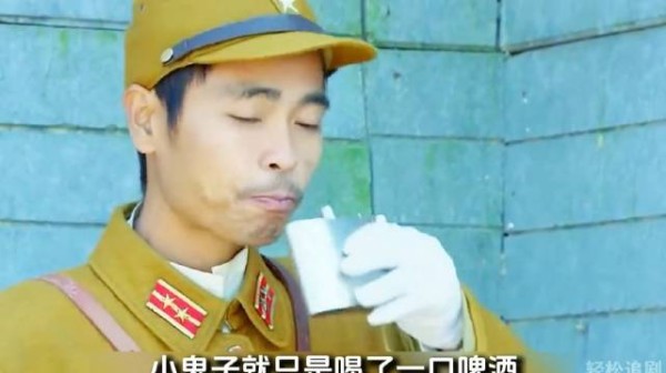 鬼子跟踪八路,被识破后,当场干掉!