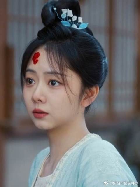 母亲想要的很简单,只是女儿的平安和幸福
