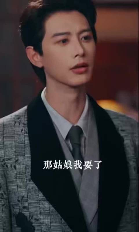 短剧伪装者砍掉无效恋爱，双强男主谍战智斗紧凑