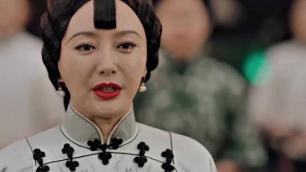 亲妹妹当众发难，钟灵丑陋身世被揭开