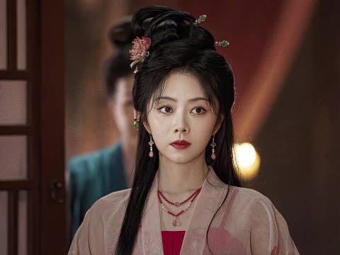 细节就是许兰香变回沈嘉兰后戴的都是兰花发簪…… 兰香如故