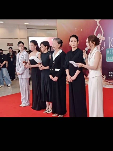 金鹰奖提名颁奖，宋佳胡歌杨紫等众星出席