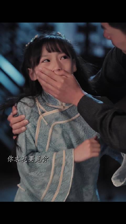 白家惨遭灭门，孤女白清辞改名江怜蛰伏梨园十三年…