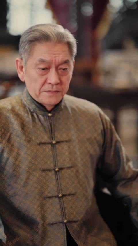 灭门惨案后江怜藏身梨园复仇，周旋沈京寒沈知珩
