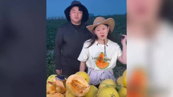 全红婵哥哥好事将近？张家齐妈妈喊话要两人在一起，全进华回应：我配不上