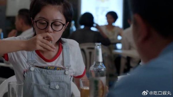林大为允许林妙妙喝酒，林妙妙酒量随了他，喝白酒