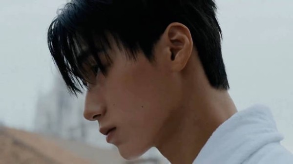 崔伞｜Dolce&Gabbana 杜嘉班纳2027春夏女装秀时尚影片
