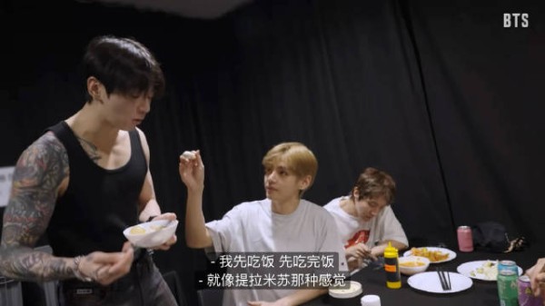 好自然的投喂Ϟ(๑⚈ ․̫ ⚈๑)⋆ 在家没少喂吧