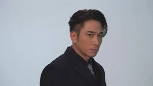 TVB小生罕见回巢新剧将开播，与张智霖演豪门兄弟，有多场内心戏