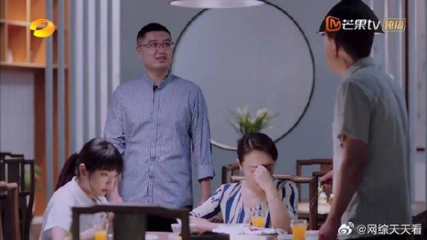 洗心革面重新做人，唐灿遇熟人，满脸尴尬
