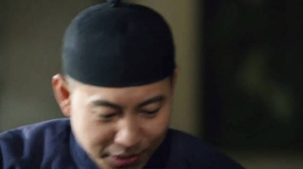 小伙仅凭两句话就让客人佩服的五体投地 !