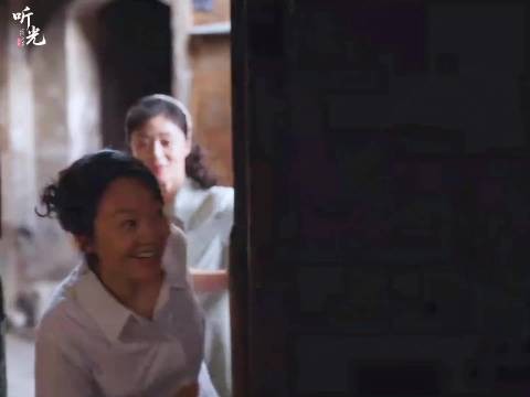 小巷人家第9集,李一鸣开小卖店,落榜少年知恩闯天地