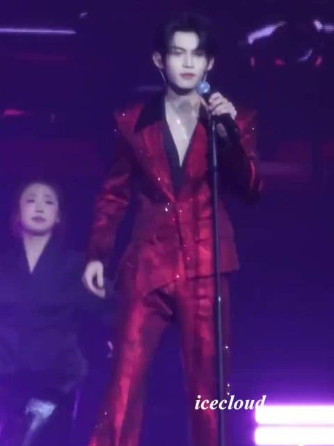 云旗全新演绎《如果这都不算爱》,国庆夜温润歌声伴你安眠