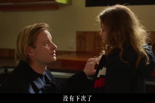 奈莉陪8岁妈妈过生日,理解脆弱治愈自己