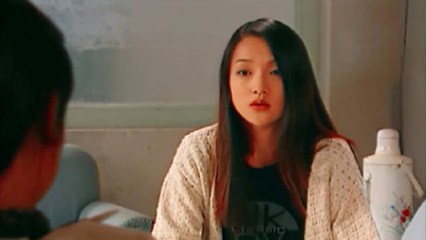 才发现女演员竟然是周迅，当时真的好美