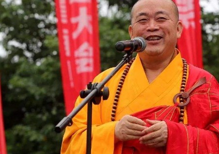 为何少林年轻帅气的僧人越来越多？当地人：所作所为羞于启齿