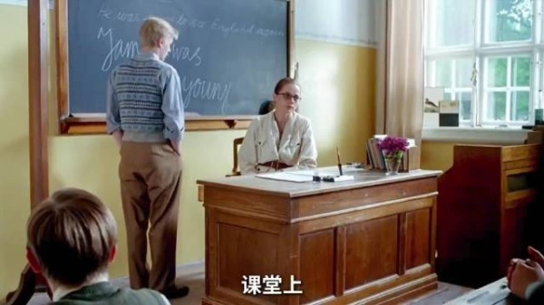 记得老美之前发生过好几起,评论区男生都在惋惜自己怎么没遇到这“好事”