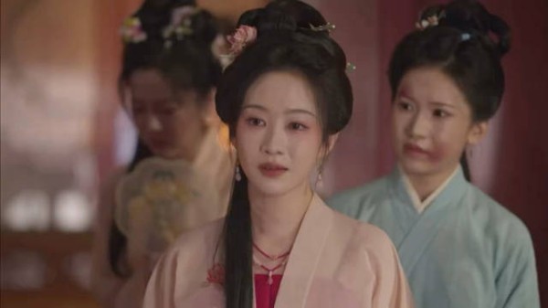 蕺儿本以为大爷能认出她,没想到根本不记得她长啥样!