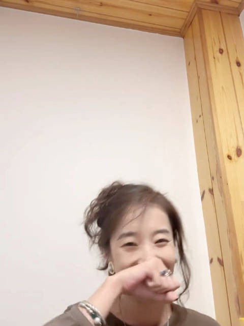 下回再给你们分享点我的神奇经历，晚安