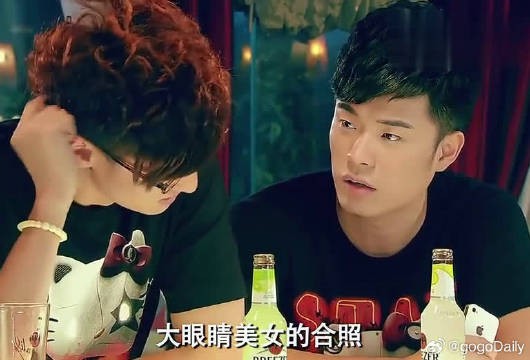这手机好啊，还能自动P图