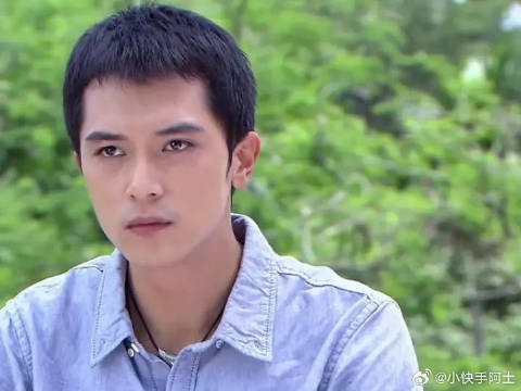 删减片段（小贝和小鱼因为假面舞会吵架，村长劝导）
