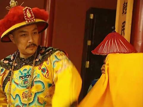 雍正坐上龙椅的第一把火，差点就把自己给烤糊了 雍正王朝