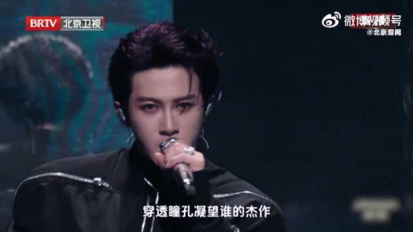 檀健次舞台气场全开节奏感超强