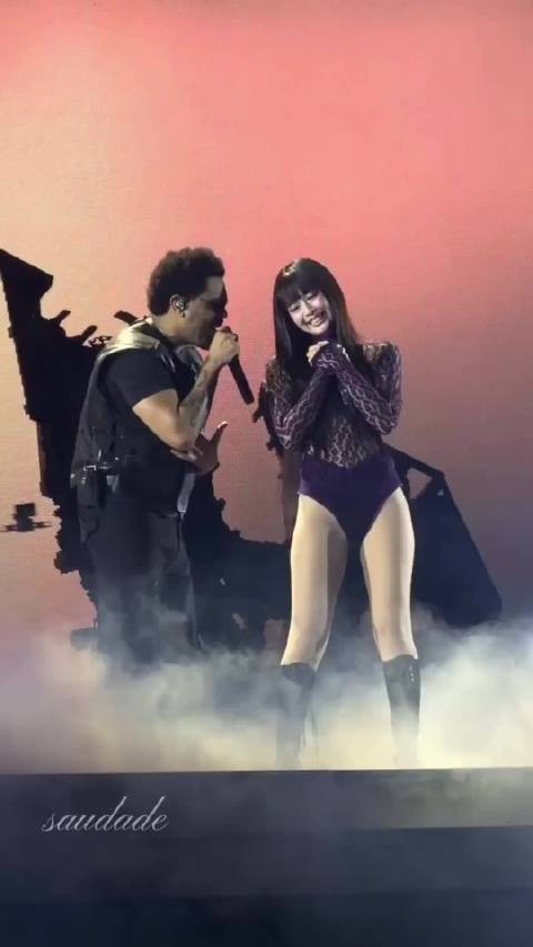 Jennie Kim x The Weeknd 首尔演唱会合作现场