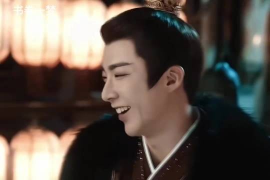 书卷一梦:这一段太好笑了,刘宇宁是本色出演吧!自己都笑场了太逗了!