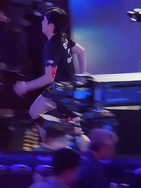 王楚钦意气风发，竞技体育魅力绽放