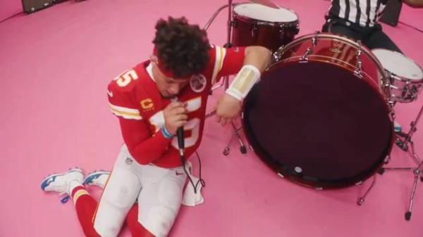 我要专门负责搬运，做 NFL 红果