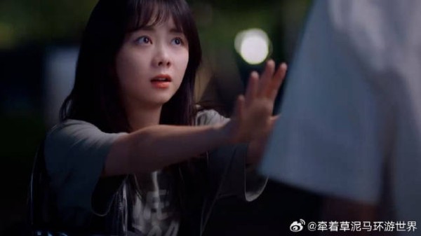 说凌霄不是亲哥李尖尖，见他拿行李以为要走，又是道歉又是劝解