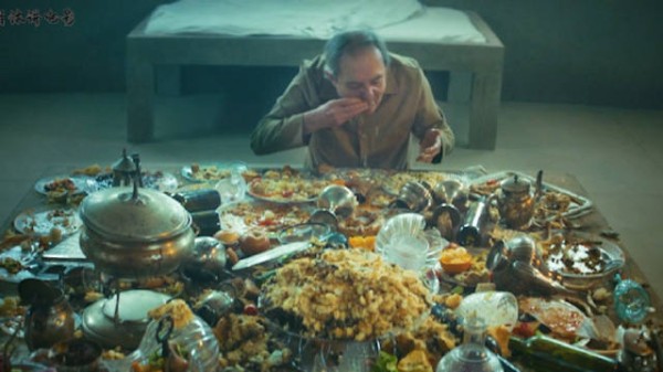 监狱里满是美食,却令犯人痛苦不已!