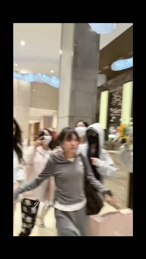 我去文静经纪人好帅