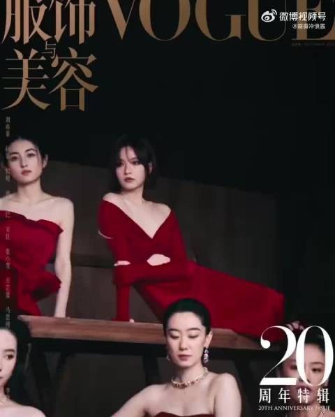 镜头转到刘亦菲她叉腰的时候，我真的被她气场震到了