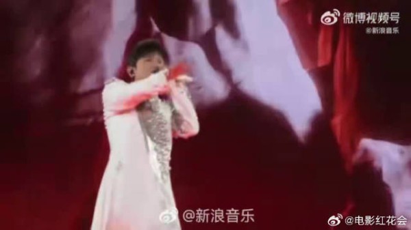 张杰深圳演唱会首场状态爆棚，不间断演唱全场氛围火热