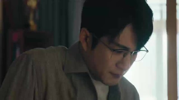 韩东君哭戏泪珠滑落,内敛悲伤穿透屏幕