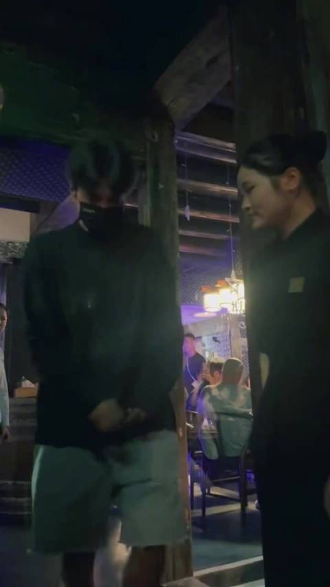 粉丝：我喜欢你老婆！ 赵又廷：我也喜欢 好了好了到底谁不喜欢高圆圆