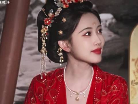 孟子义尚公主女本位旁白 暮晚摇成长觉醒为核心