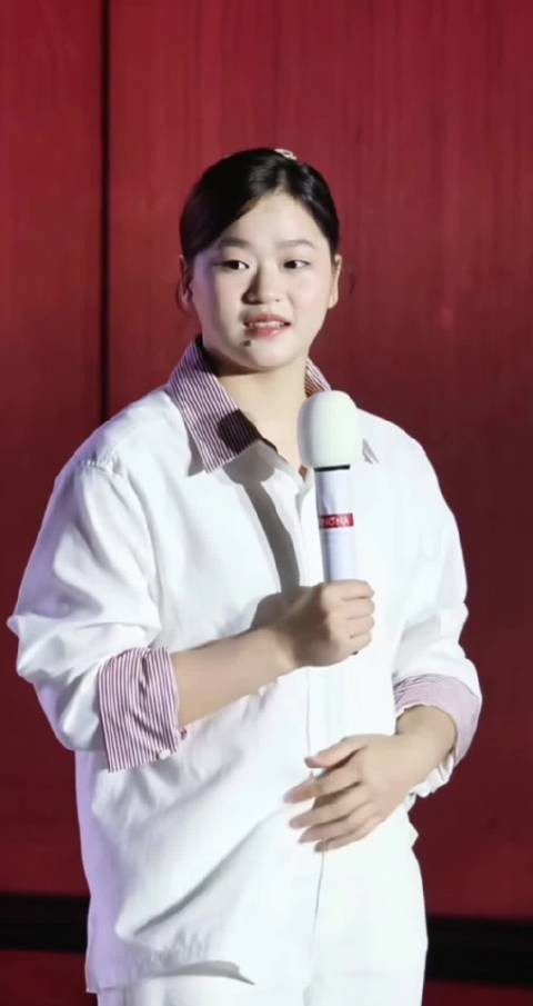 不说的话你认出来是全红婵吗,真长大了