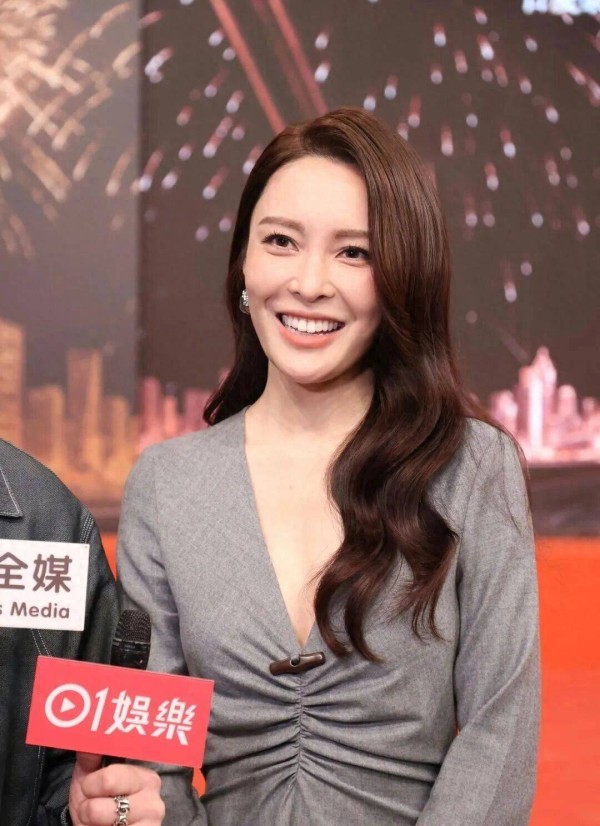 张智霖曝张曦雯会有更大胆演出，此前一度拒绝，因两人而改变主意