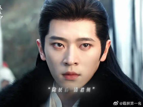 这个视频的暂停键反正是找不到了
