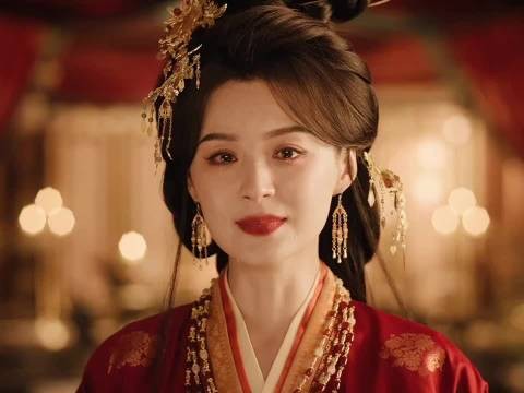 魏娆的亲生母亲终于登场了，太美了 而且她真的很爱女主， 嫁金钗 田曦薇