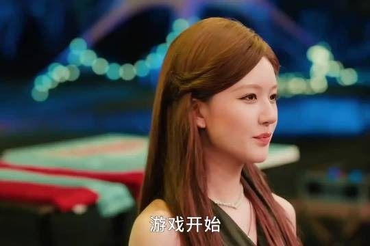 《许我耀眼》：这两口子演都不演了，谁也不惯着谁，能泼对方就绝不手软