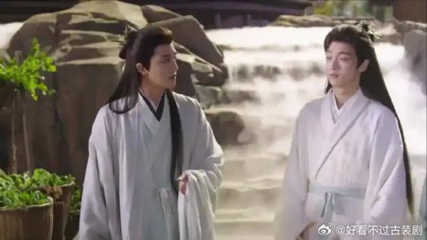 《献鱼》：逃难小师妹带回祖师，不料他开口就要吃烧烤